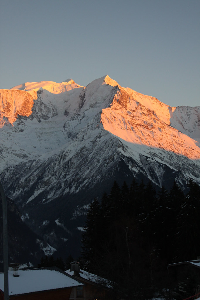 Le Mont Blanc Coucher de soleil au Mont Blanc louis de