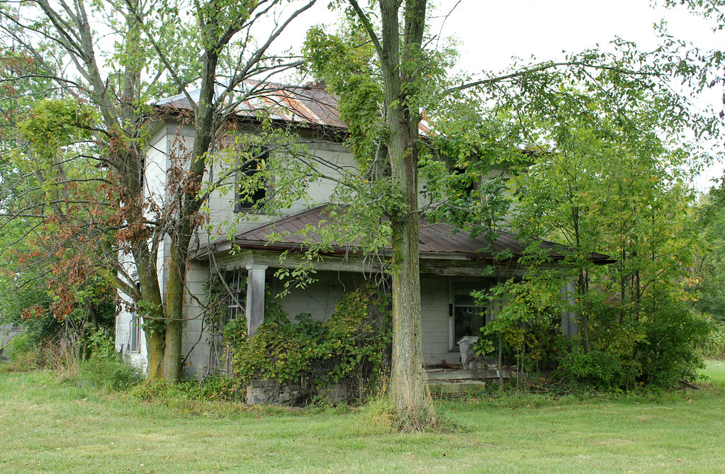 Abandoned House Springs, OH Another vacant resi… Flickr