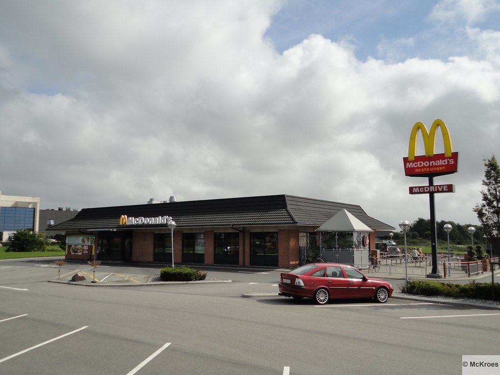McDonald's Middelfart Nyvang 1 (Denmark) McDonald's Middel… Flickr