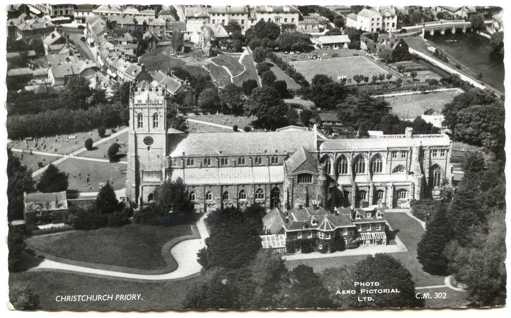 Christchurch Priory (The Priory Church of the Holy Trinity… Flickr