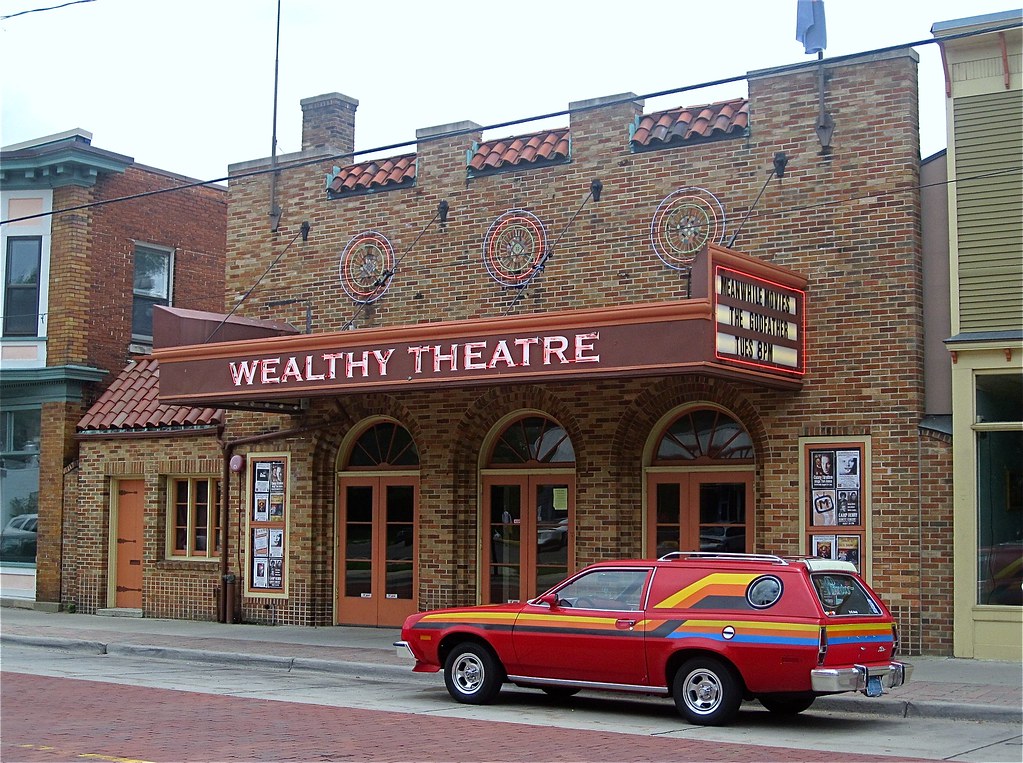 Wealthy Theatre 11291130 Wealthy Street SE Grand Rapids, … Flickr