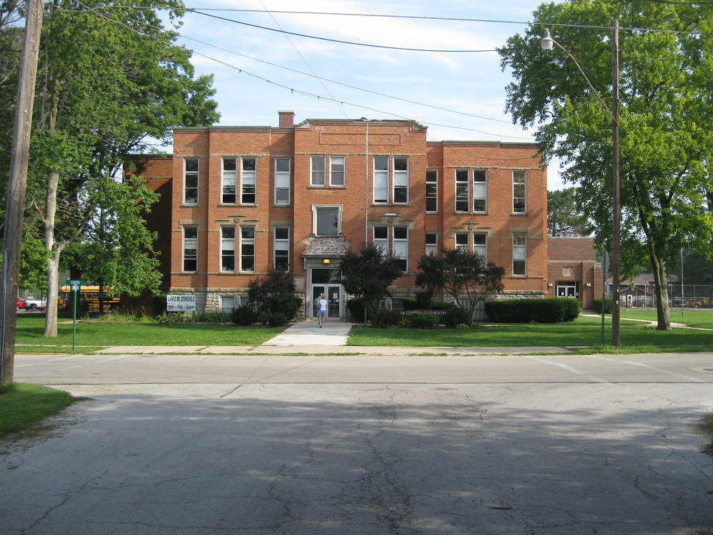 082011 Rising Sun SchoolRising Sun, Ohio (234) Aaron Turner Flickr