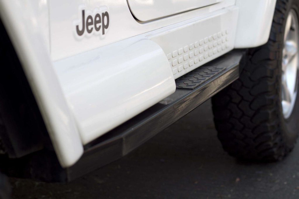 FOR SALE JEEP TJ SAHARA (solid sidestep undercarriage gu… Flickr