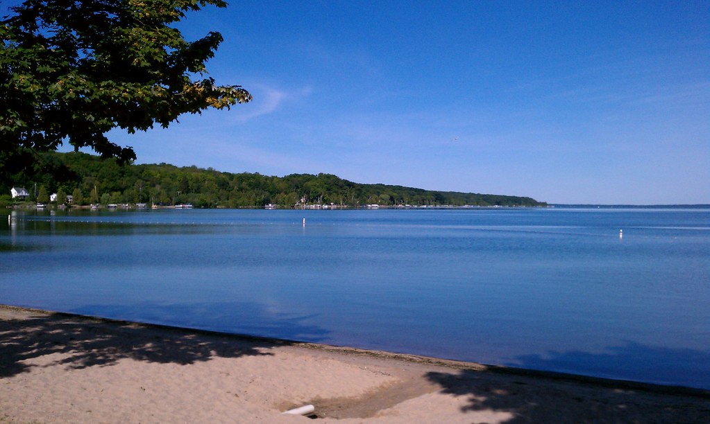 Crystal Lake Beulah Michigan Cynthia Flickr