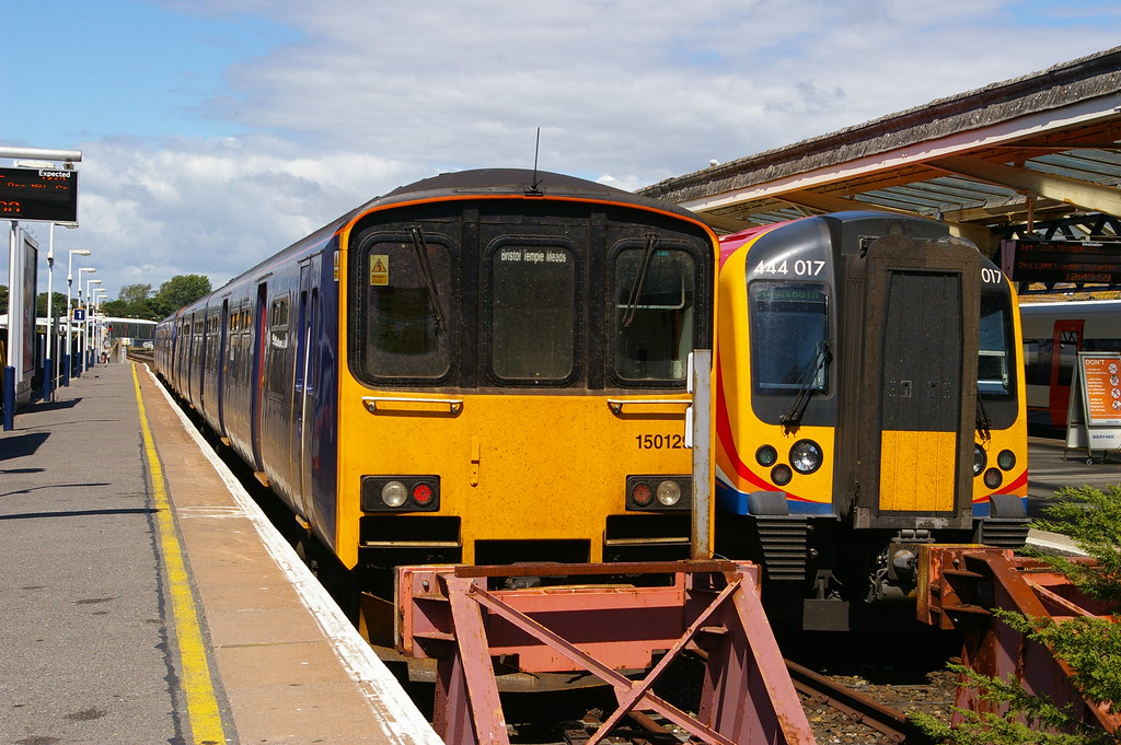 11174 The 14.16 Weymouth to Bristol Temple Meads One Cla… Flickr