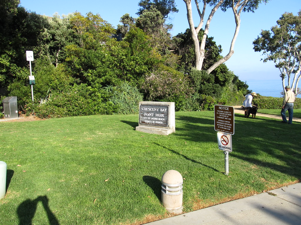 Crescent Bay Point Park, Laguna Beach, California Laguna B… Flickr