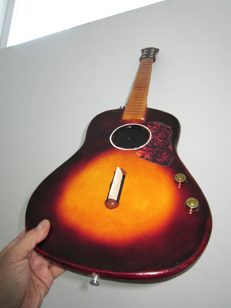 Lennon Gibson Acoustic Guitar Prop This is the Gibson acou… Flickr