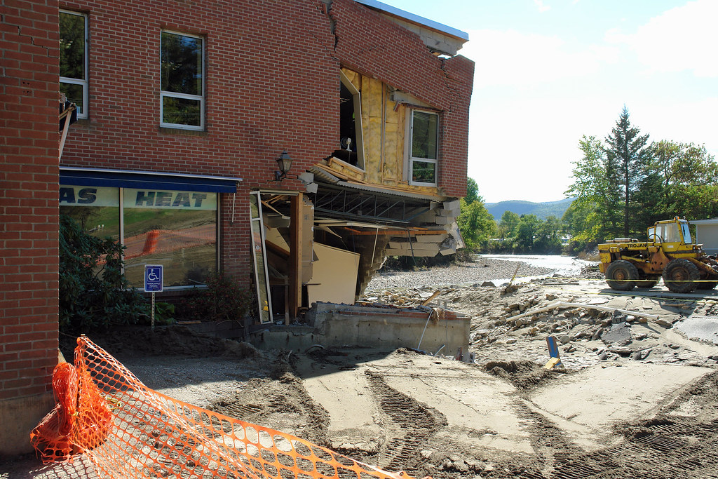 Hurricane Irene Quechee, VT The Dead River Oil Company bu… Flickr