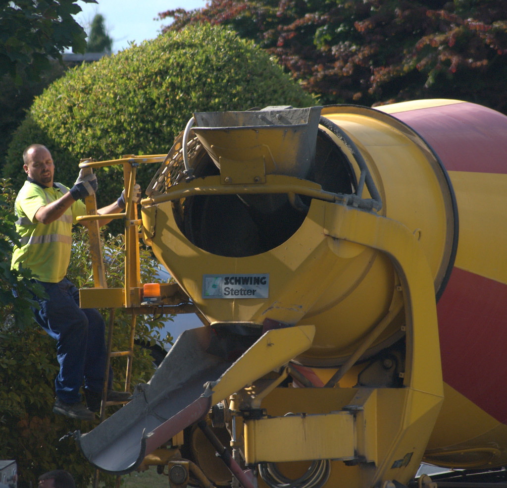 Schwing Stetter Mixer This concrete mixing vehicle was del… Flickr