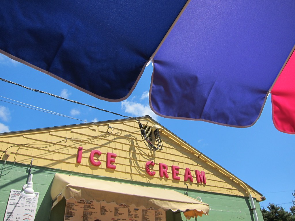 Ice Cream Kettle Cove Creamery in Cape Elizabeth, Maine. Joe