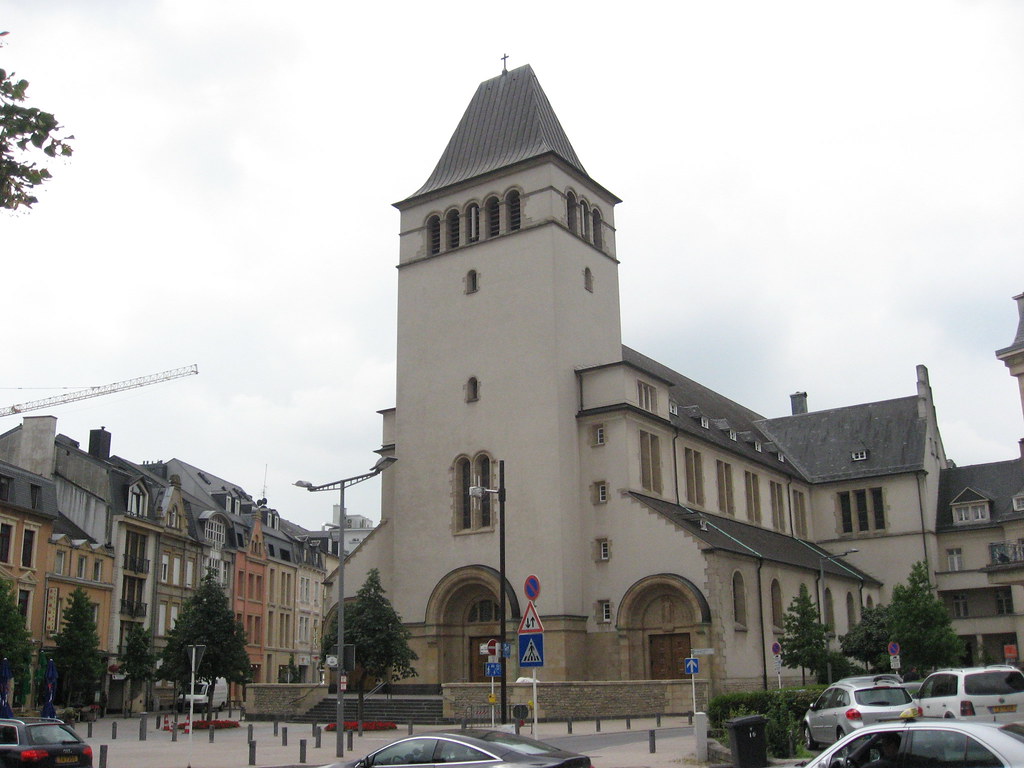 Luxembourg rk kerk H.Hart Luxemburg, the catholic church S… Flickr