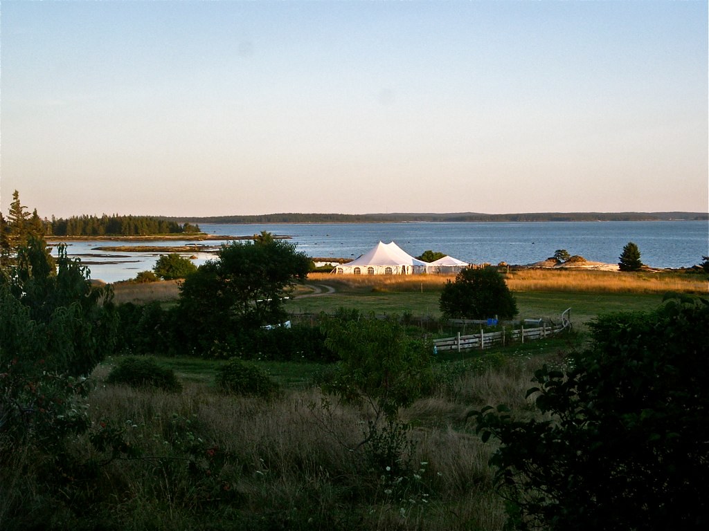 The Wedding Tent Tonight at the Brooklin Inn, Brooklin, Ma… smilla4