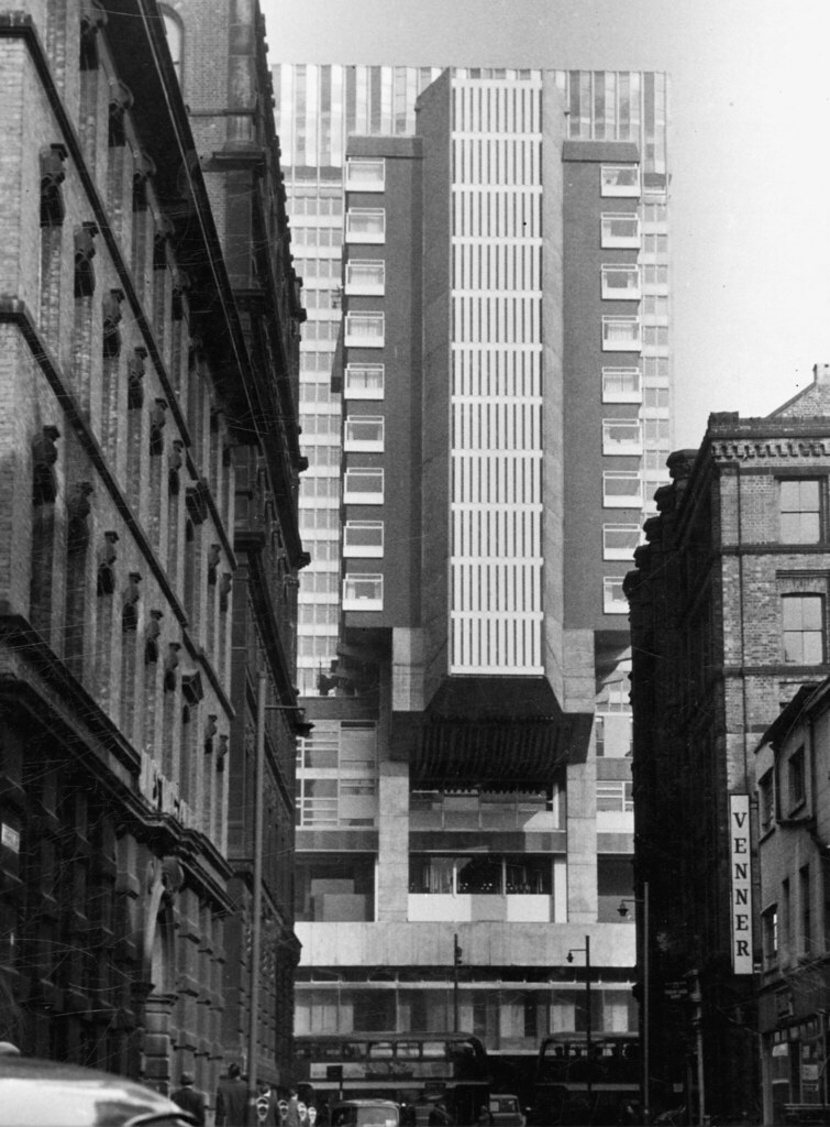 Piccadilly Plaza, 1965 The fantastic light conditions on t… Flickr