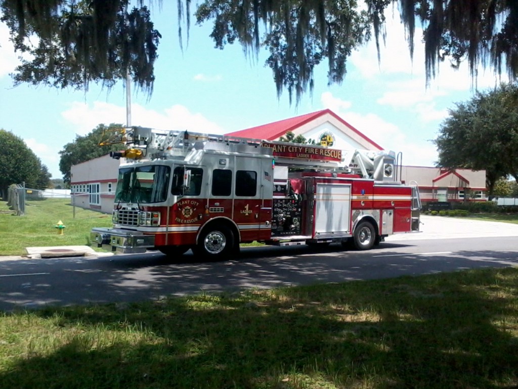 Plant City Fire Dept Ladder 1 Leaving quarters. Ladder 1 i… Flickr