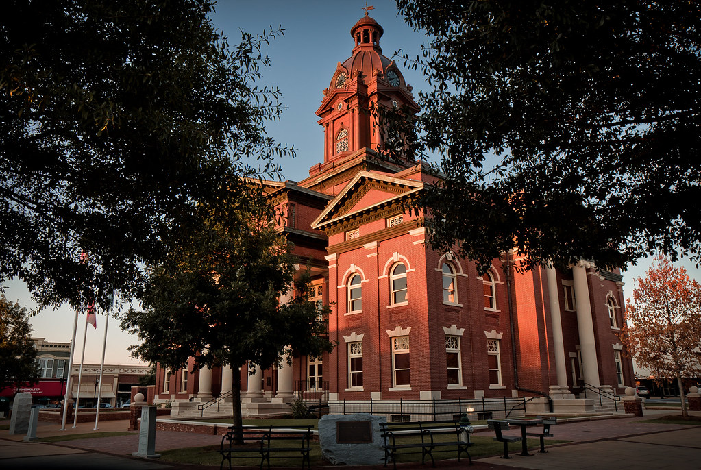 Newnan Court Square at Sunset Downtown Newnan, Flickr