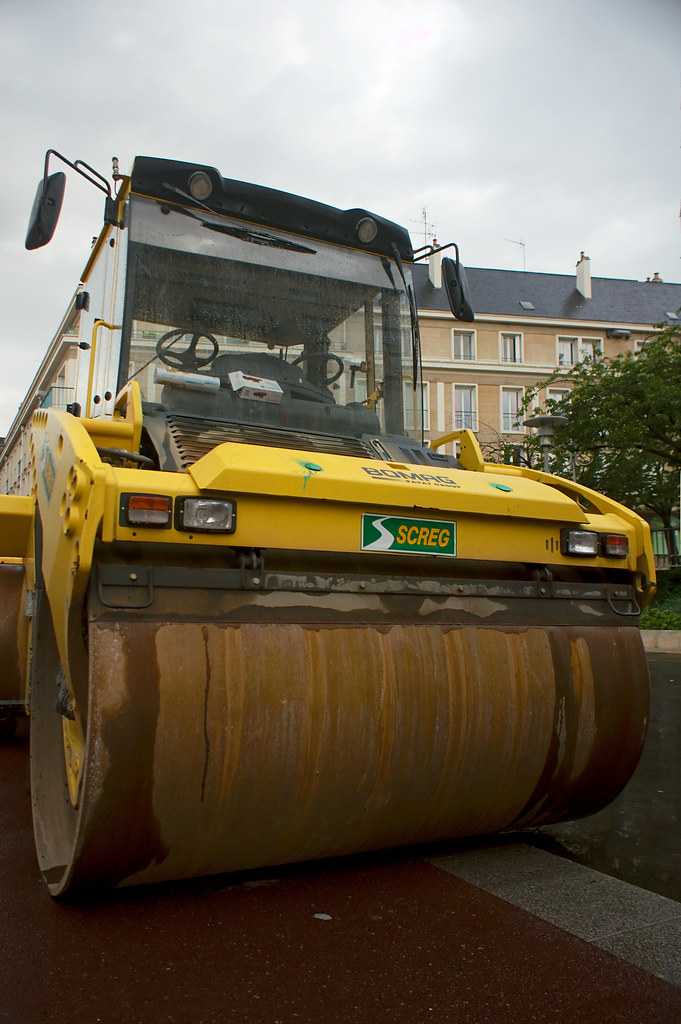 Rouleau compresseur Rouleau compresseur sur un chantier Te… Flickr