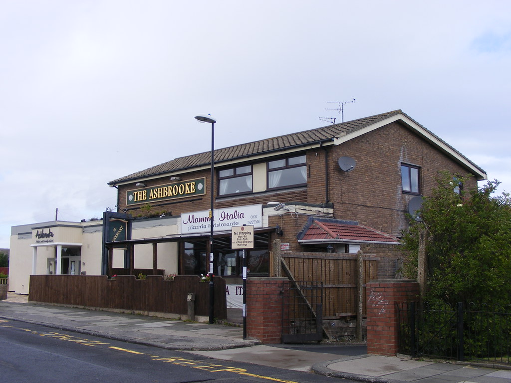 Tyne & Wear Sunderland THE ASHBROOKE Situated on Stannin… Flickr