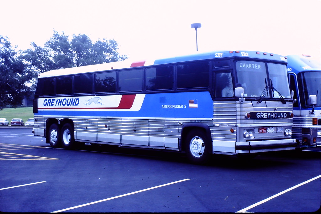 Greyhound bus 5303 (MCI MC9) taken at Austin, TX in May, … Flickr