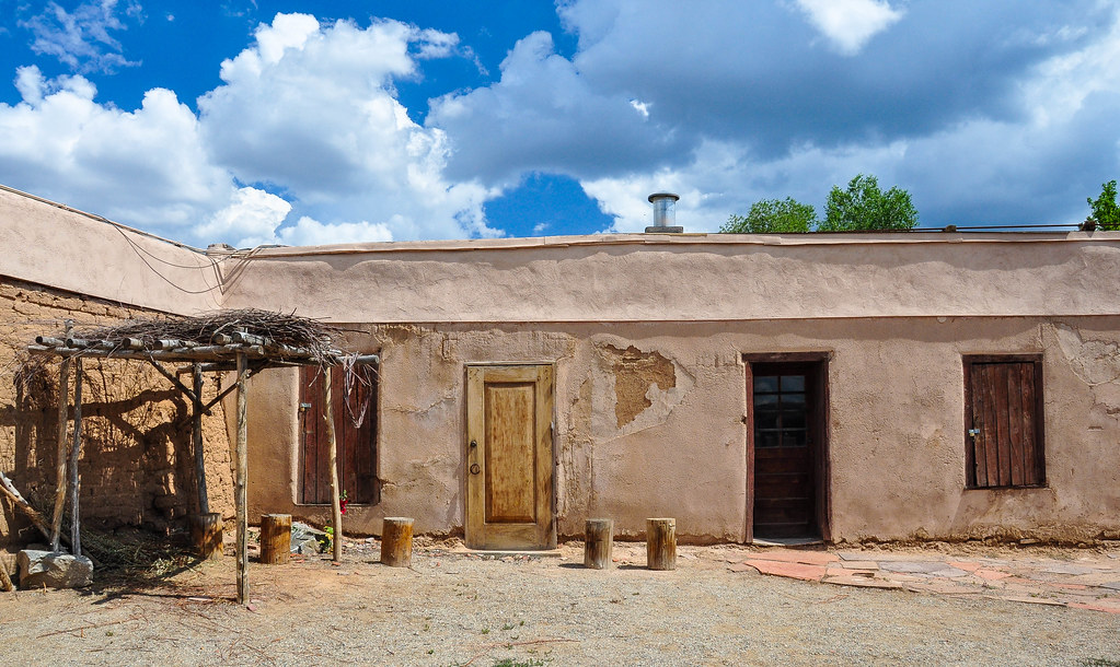 Courtyard, Kit Carson Home & Museum Taos, New Mexico, Augu… Flickr