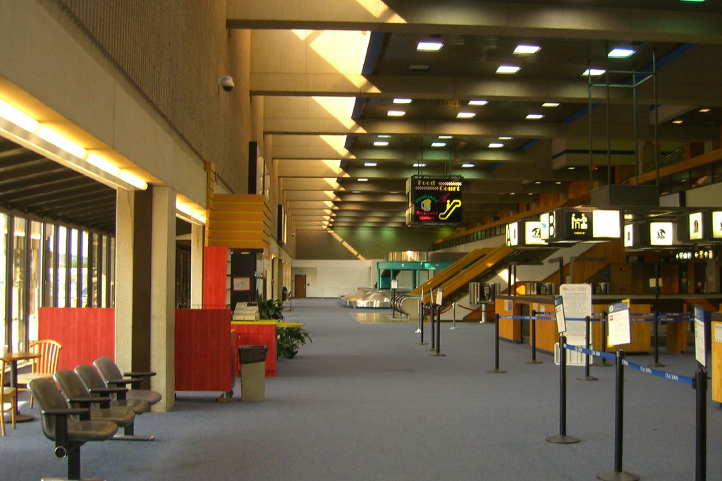 DTW 7706 010 Berry Terminal interior nwafan20 Flickr