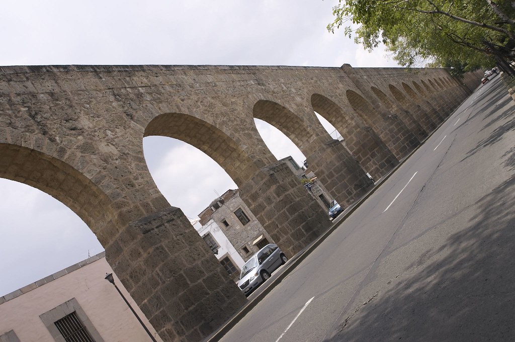 Morelia's Aqueduct at Day Grijalba Flickr