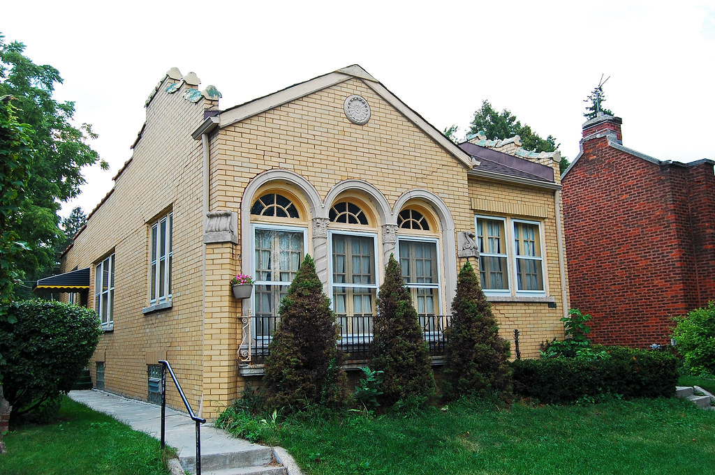 House of the Day 19 6918 N. Ottawa Edison Park is a quie… Flickr