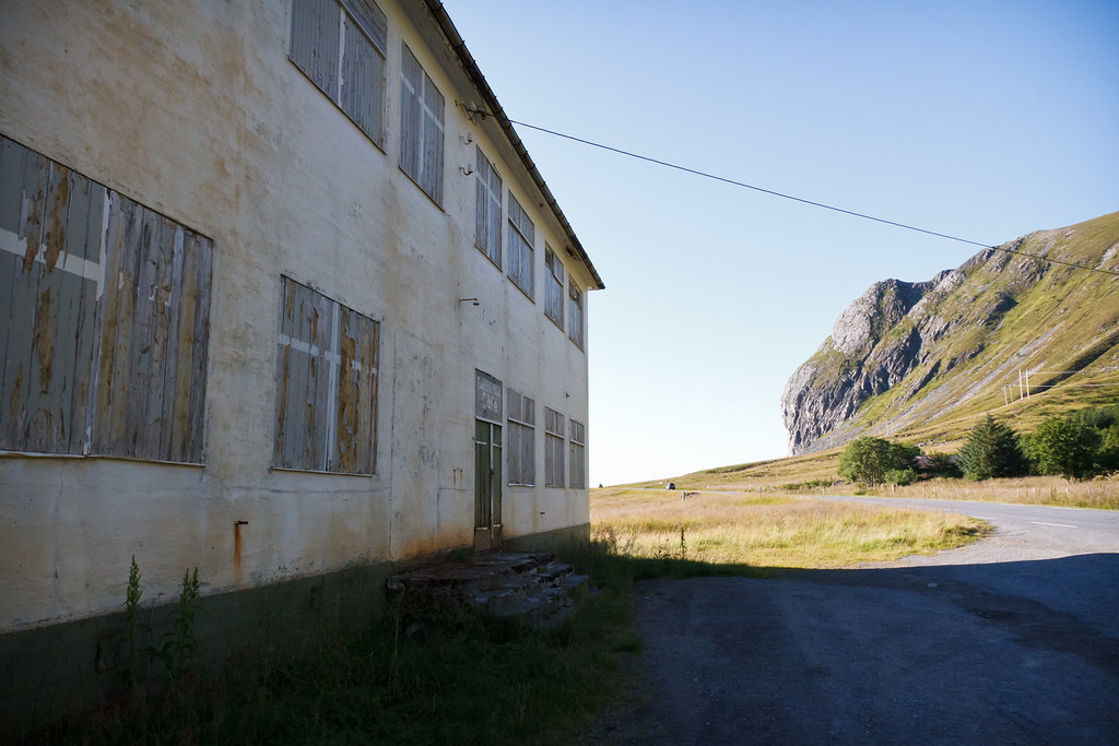 Electric Blue Cafe Looked to me like an abandoned old coff… Flickr