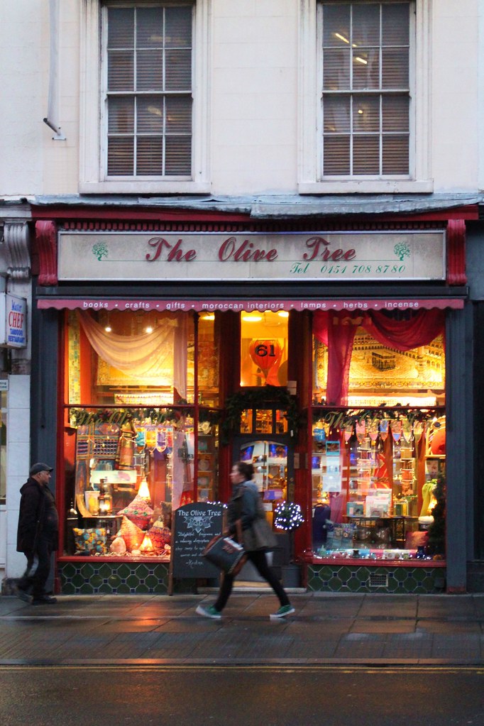 winter hearth The “Olive Tree” at 61 Renshaw Street is lik… Flickr