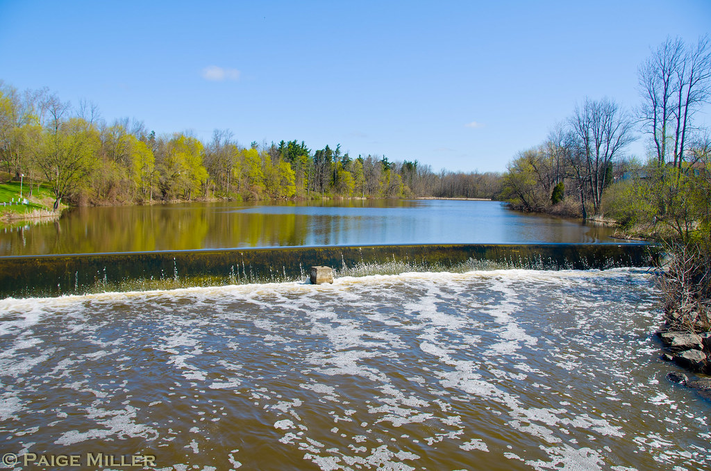 Churchville, NY Black Creek looking north from Route 33 Paige