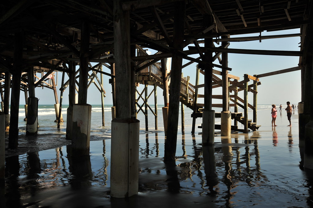 Cocoa Beach Pier Built in 1962, the Cocoa Beach pier has s… Flickr