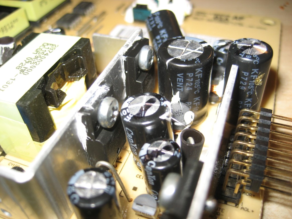 Closeup of the Bad Capacitors The failed Capxon capacitors… Flickr