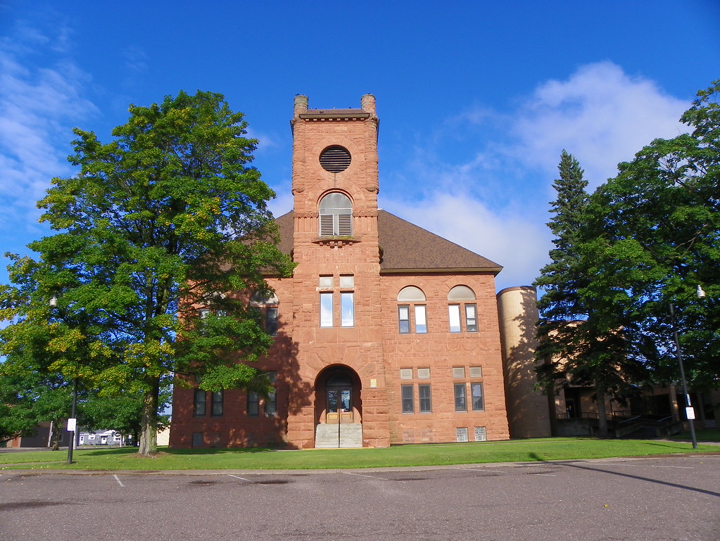 Gogebic County Courthouse Bessemer, Gogebic County, Michig… Flickr