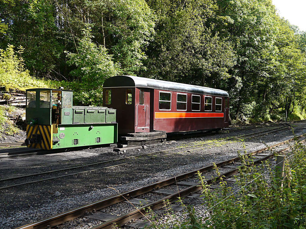 4 wheel battery electric engine on the South Tynedale Narr… Flickr