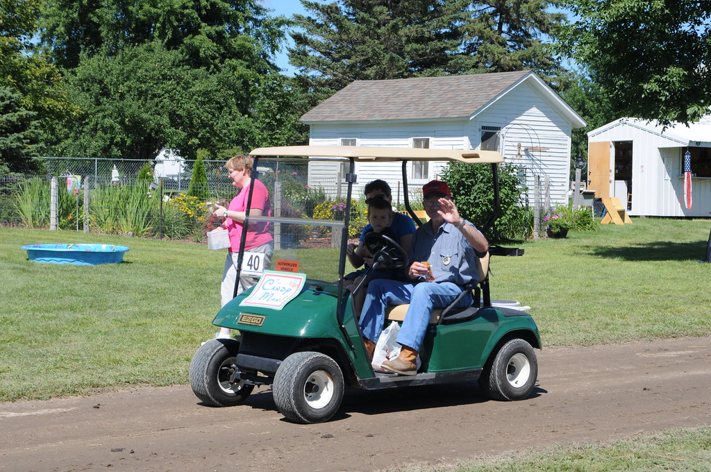 The Parade Rosholt, SD Threshermen Flickr