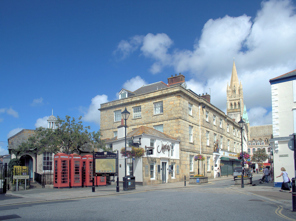 Manning's Hotel, Lemon Street, Truro John McDonald Flickr