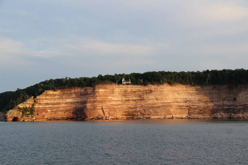 Grand Island North Light Station The Grand Island Lighthou… Flickr