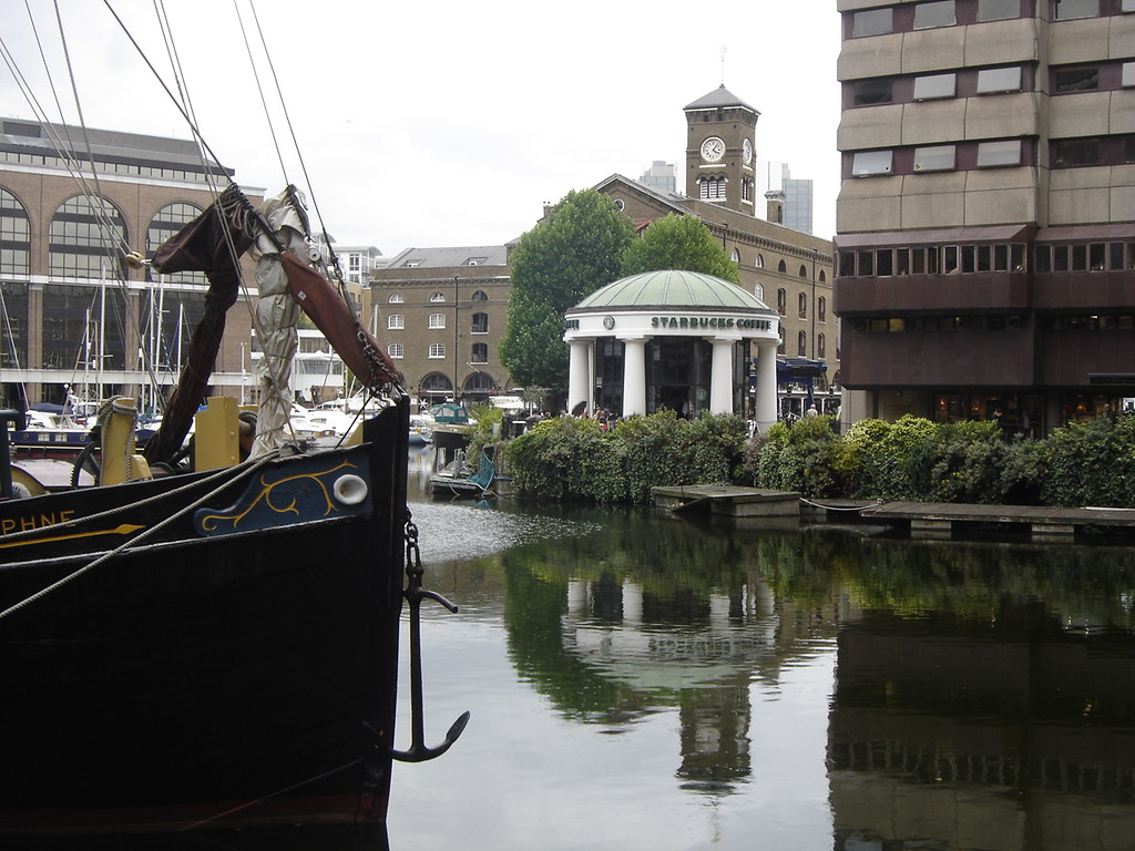 London Starbucks St. Katharine's Dock harry_nl Flickr