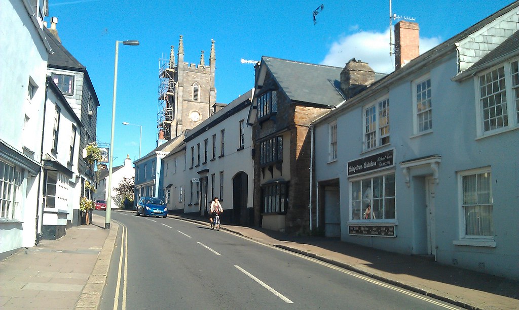 Totnes Bridgetown Just over the bridge from Totnes centre.… Flickr