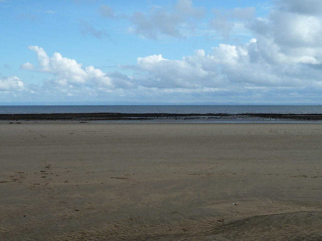 Swansea Swansea, UK, Wales, seafront, beach, low tide, wat… Flickr