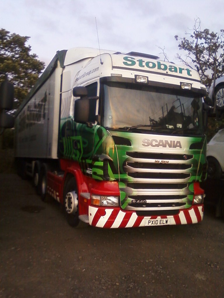 PX10 ELW (H8212) Isla Alexa Taken A5/Cannock Truck Stop Flickr