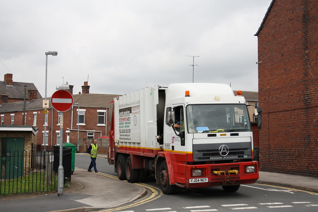 Bin day on John St Wakefield On Wednesday 310811 City of… Flickr