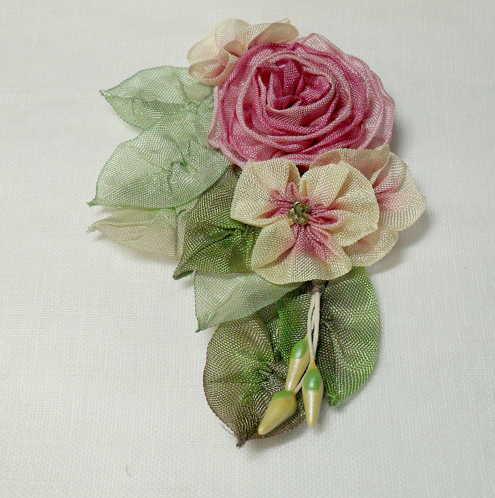 Ribbon work flowers