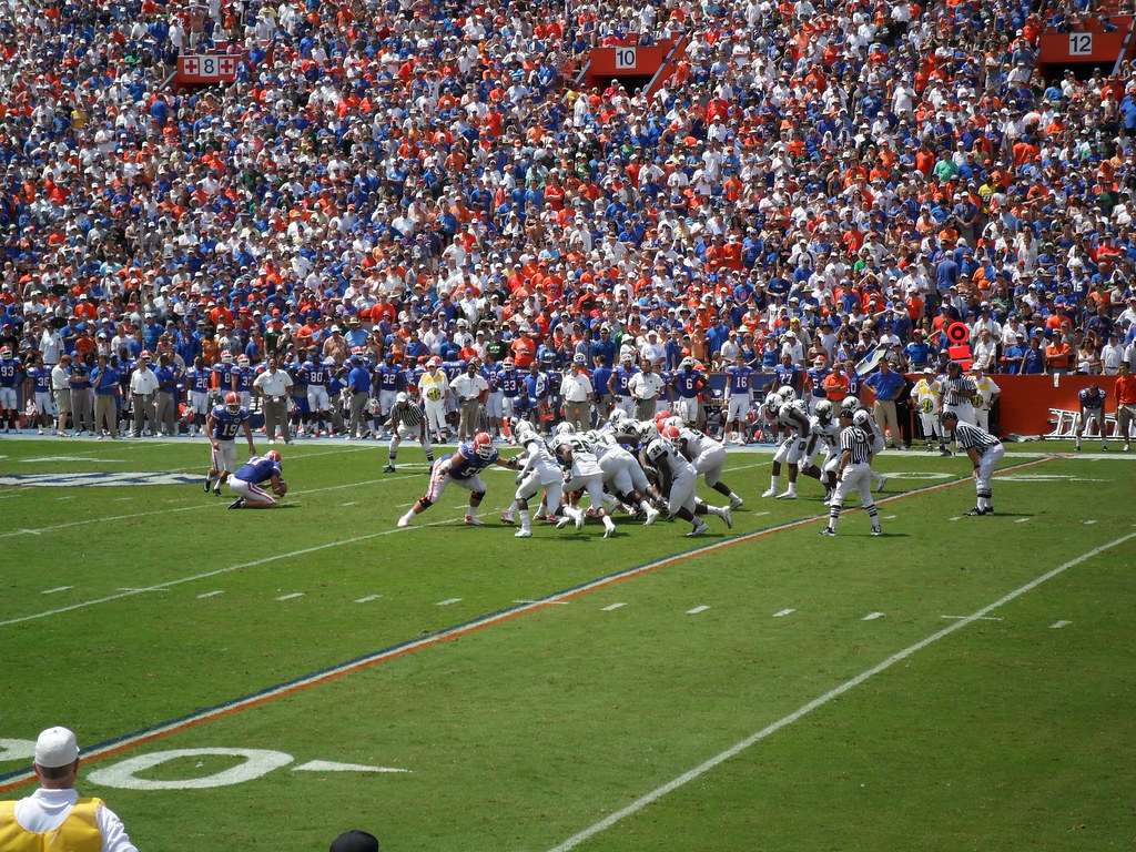 SAM_0677 Attempting a field goal arctic_whirlwind Flickr