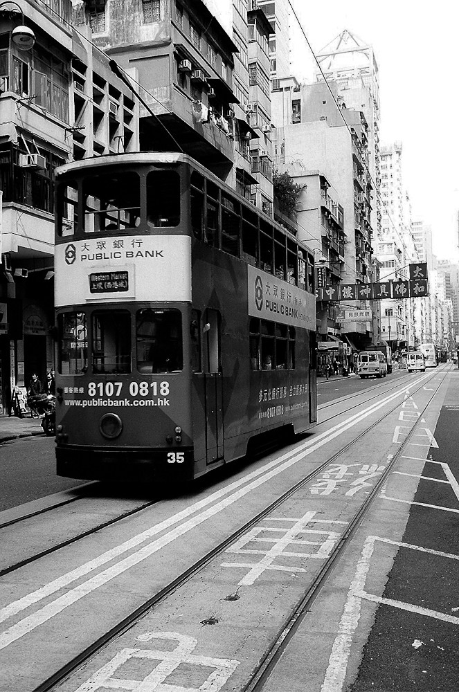 11280009 ILFORD XP2 SUPER 400 Leica R 35/F2 + Yellow filte