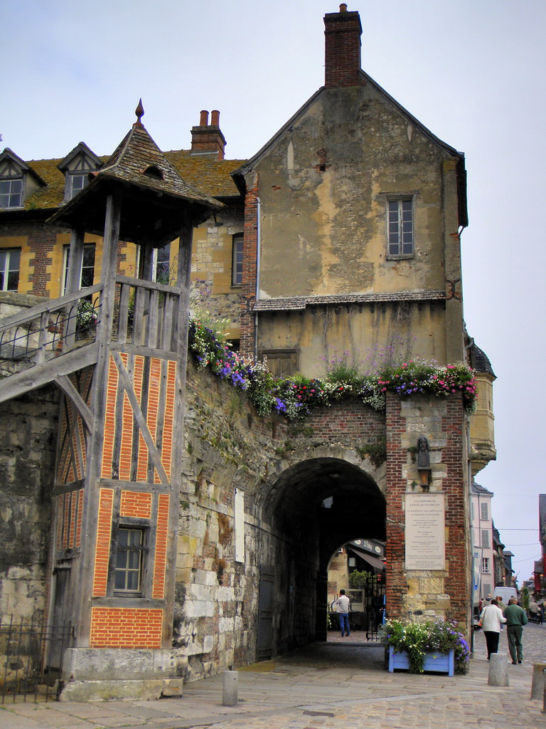 Honfleur Lieutenant's house The lieutenancy building (la… Flickr