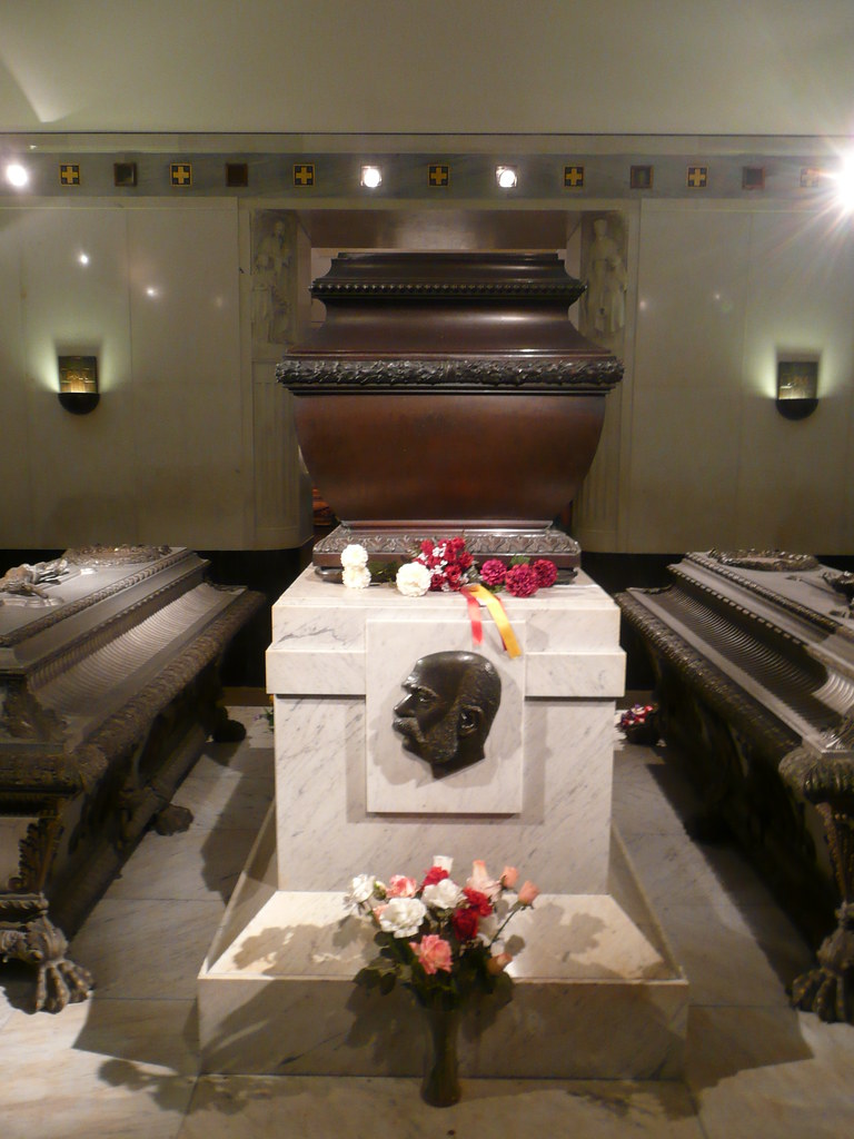 Franz Joseph Pedestal tomb of Emperor Franz Josef (183019… Flickr