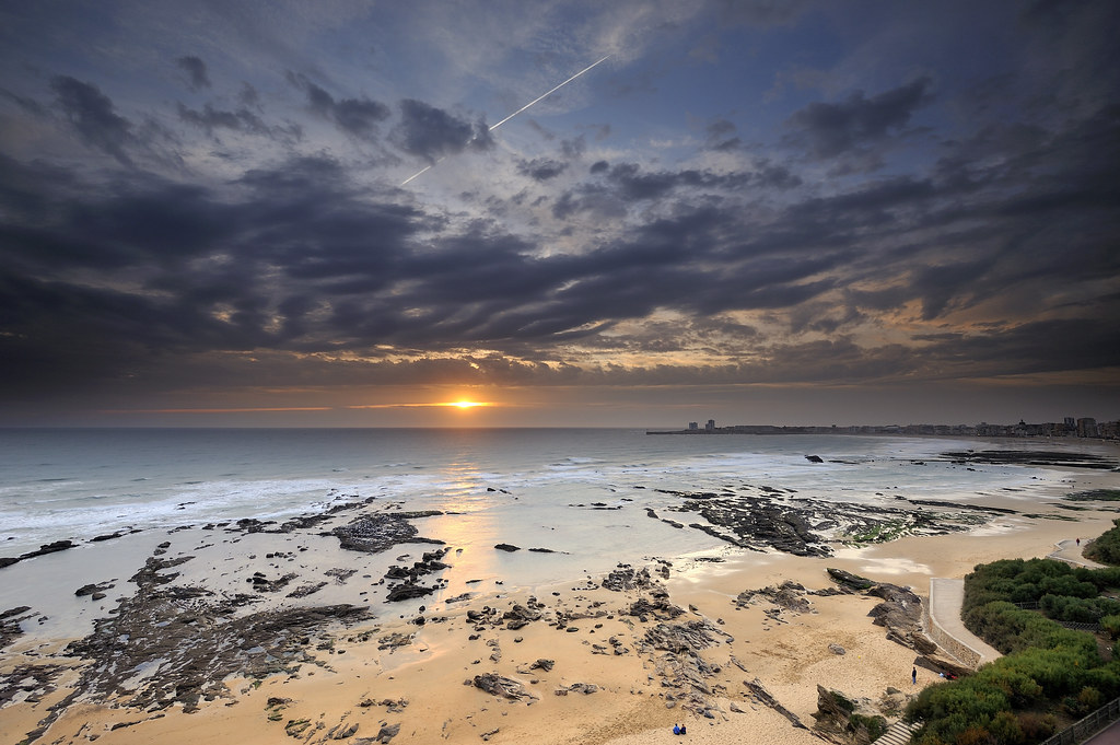Coucher de soleil sur la baie des Sables d'Olonne 2 Ven