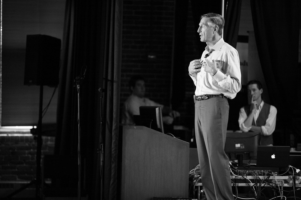 Howard Brodsky "Delivering the Unexpected" Images taken d… Flickr