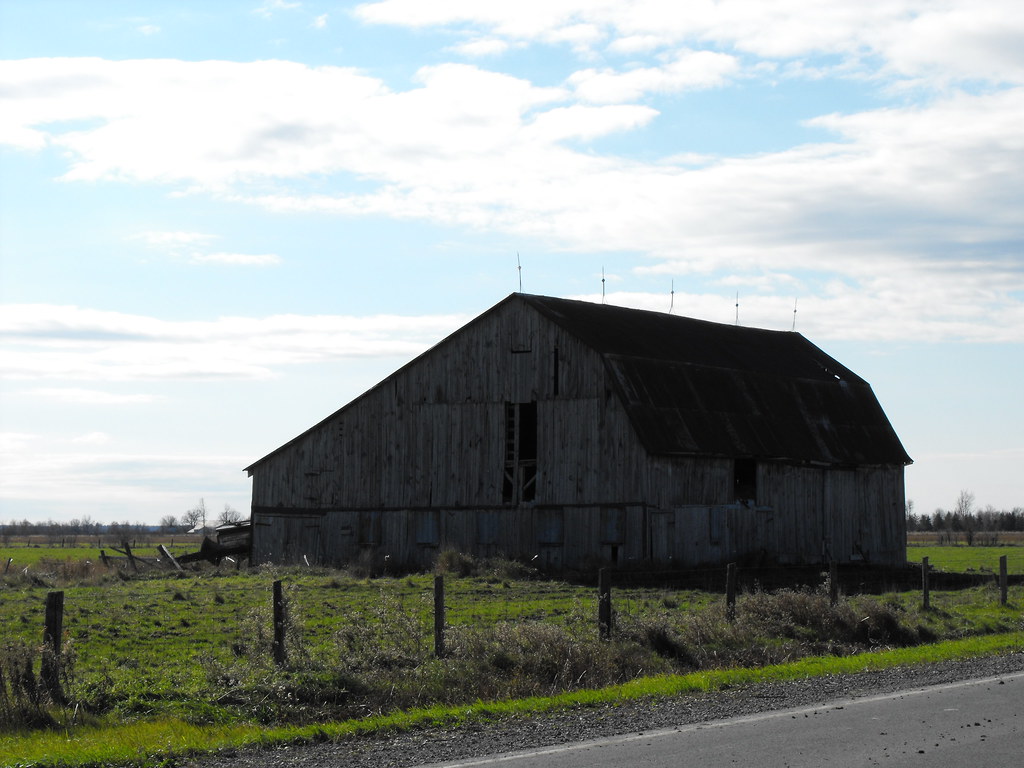Old barn in East Ontario Old barn in East Ontario Flickr