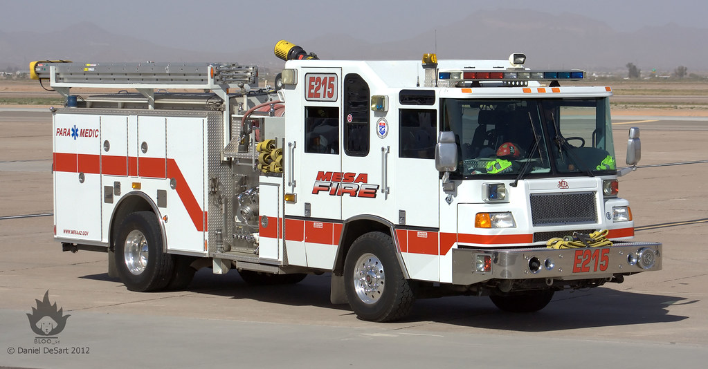 Mesa Fire PhoenixMesa Gateway Airport © Daniel DeSart 201… D D